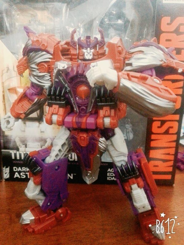 Titans Return Alpha Trion New Out Of Package Photos Of Voyager Figure  11 (11 of 11)